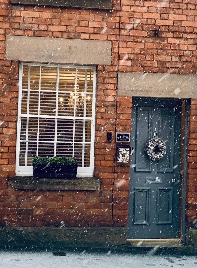 The Tenth House: Georgian Charm in Peak District Wirksworth Exterior photo
